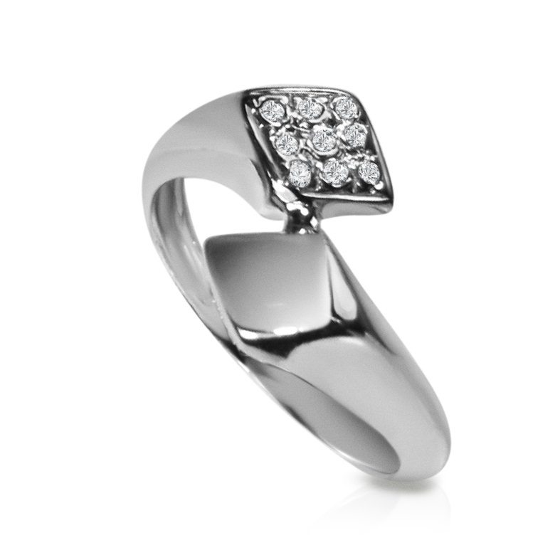 https://www.goldiam.easystockhosting.com/sites/default/files/0358_whitegold.jpg