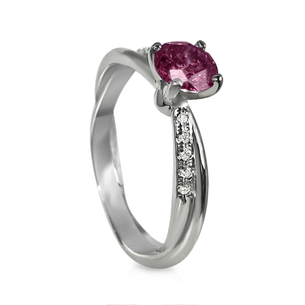 https://www.goldiam.easystockhosting.com/en/sites/default/files/10123_whitegold_ruby.jpg