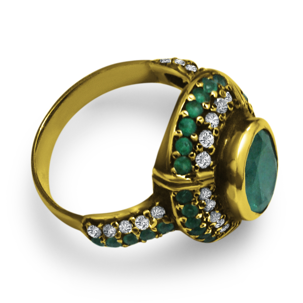 https://www.goldiam.easystockhosting.com/sites/default/files/137_yellowgold_emerald.jpg