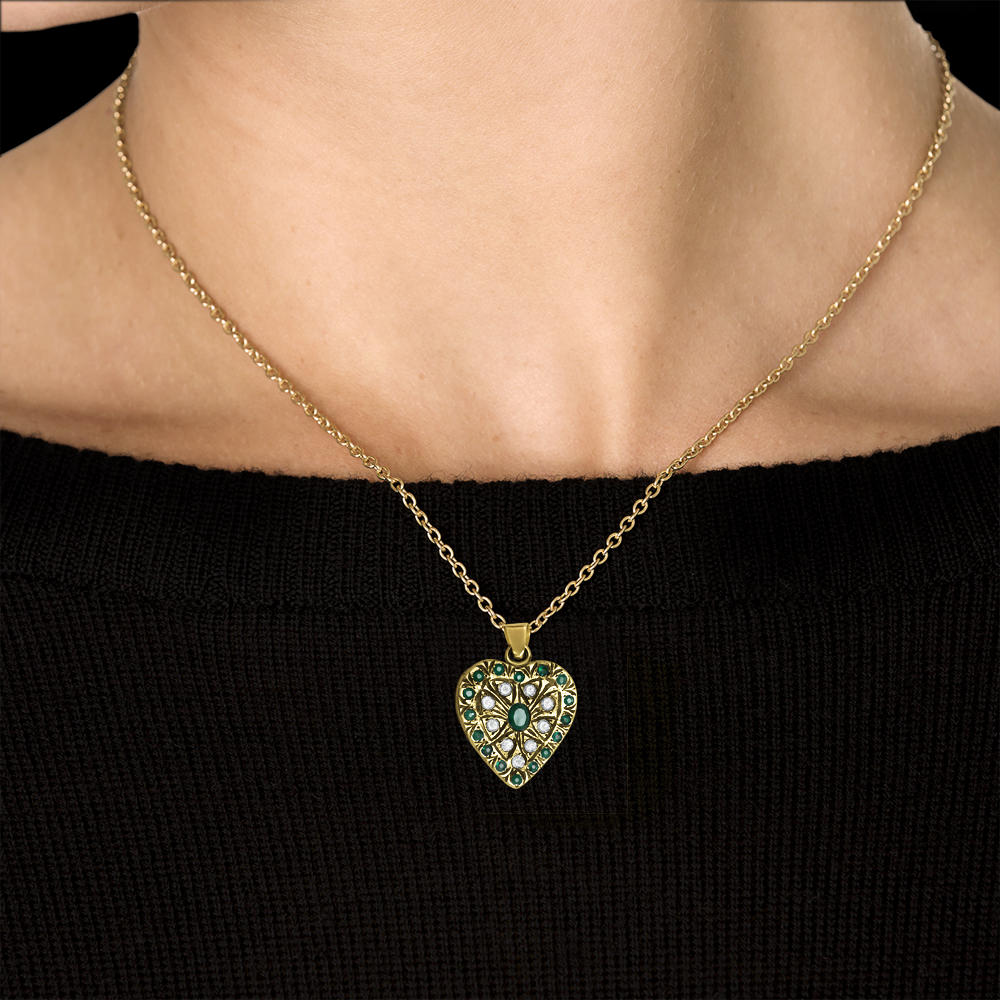 https://www.goldiam.easystockhosting.com/en/sites/default/files/143_neck_yellowgold_emerald.jpg