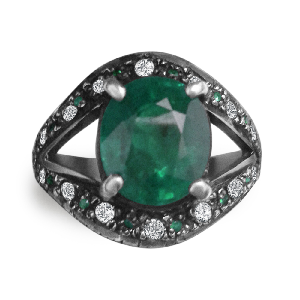 https://www.goldiam.easystockhosting.com/sites/default/files/174_whitegold_emerald_0.jpg