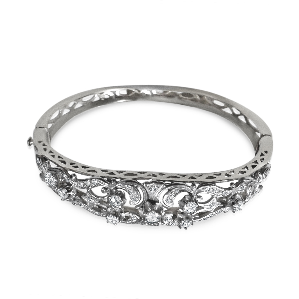 https://www.goldiam.easystockhosting.com/en/sites/default/files/190_whitegold_rotated.jpg