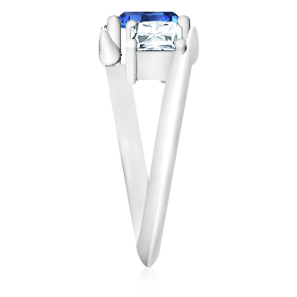 https://www.goldiam.easystockhosting.com/en/sites/default/files/1935648-100S_whitegold_sapphire.jpg