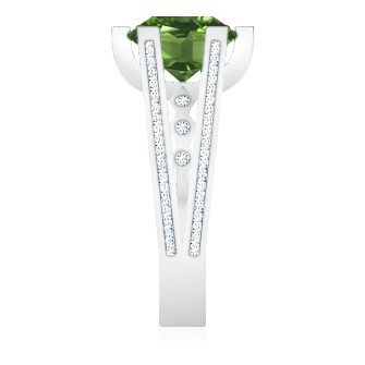 https://www.goldiam.easystockhosting.com/en/sites/default/files/1935648-119S_whitegold_emerald.jpg
