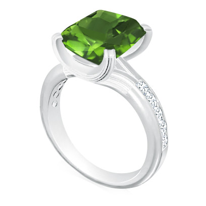 https://www.goldiam.easystockhosting.com/sites/default/files/1935648-32_whitegold_emerald.jpg