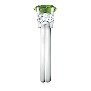 https://www.goldiam.easystockhosting.com/sites/default/files/1935648-4S_whitegold_emerald.jpg