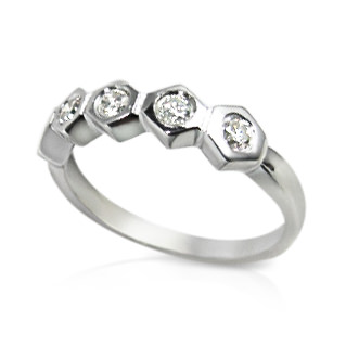 https://www.goldiam.easystockhosting.com/sites/default/files/5121_whitegold_rotated.jpg