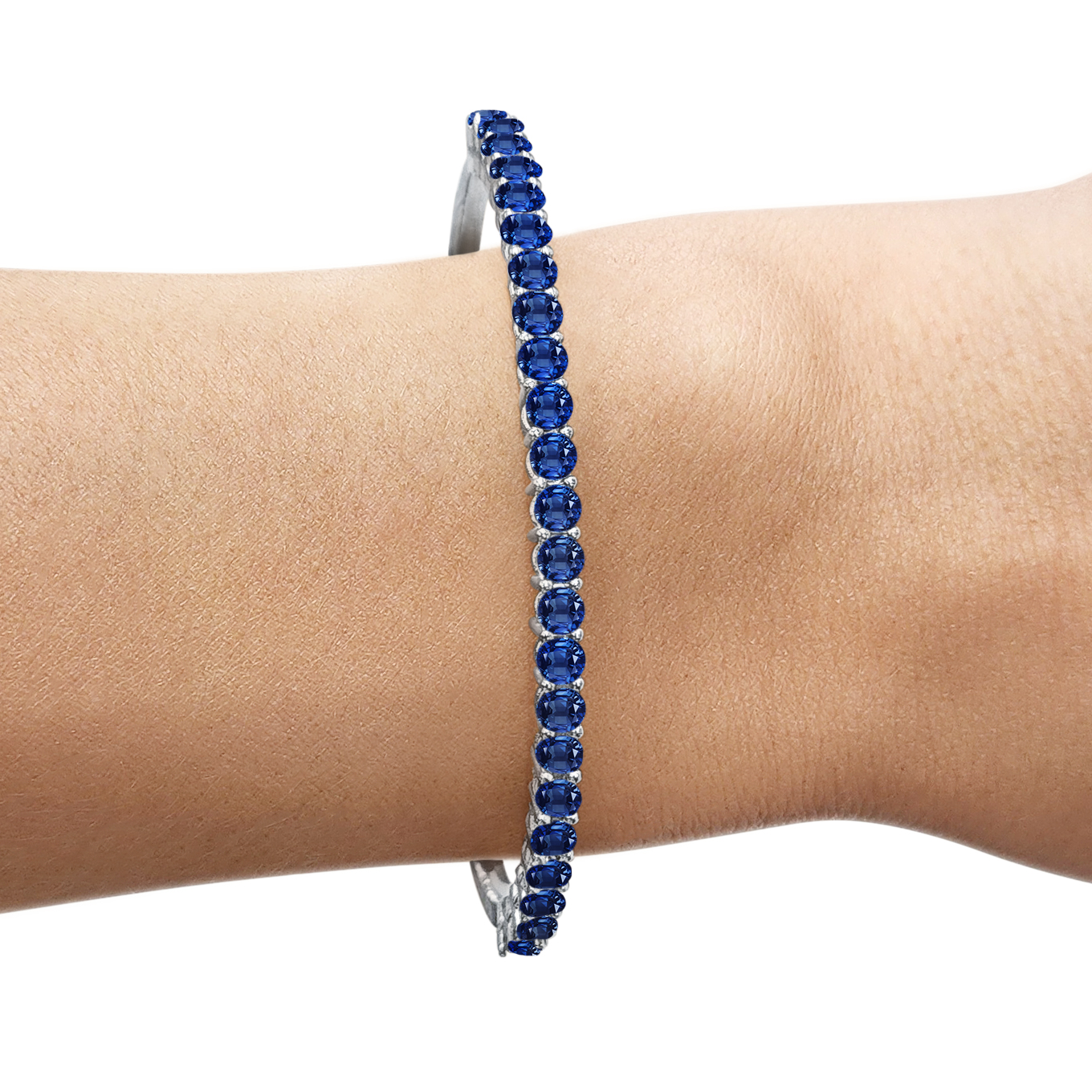 https://www.goldiam.easystockhosting.com/en/sites/default/files/5_whitegold_sapphire.jpg
