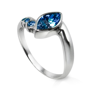https://www.goldiam.easystockhosting.com/sites/default/files/6143_whitegold_sapphire.jpg