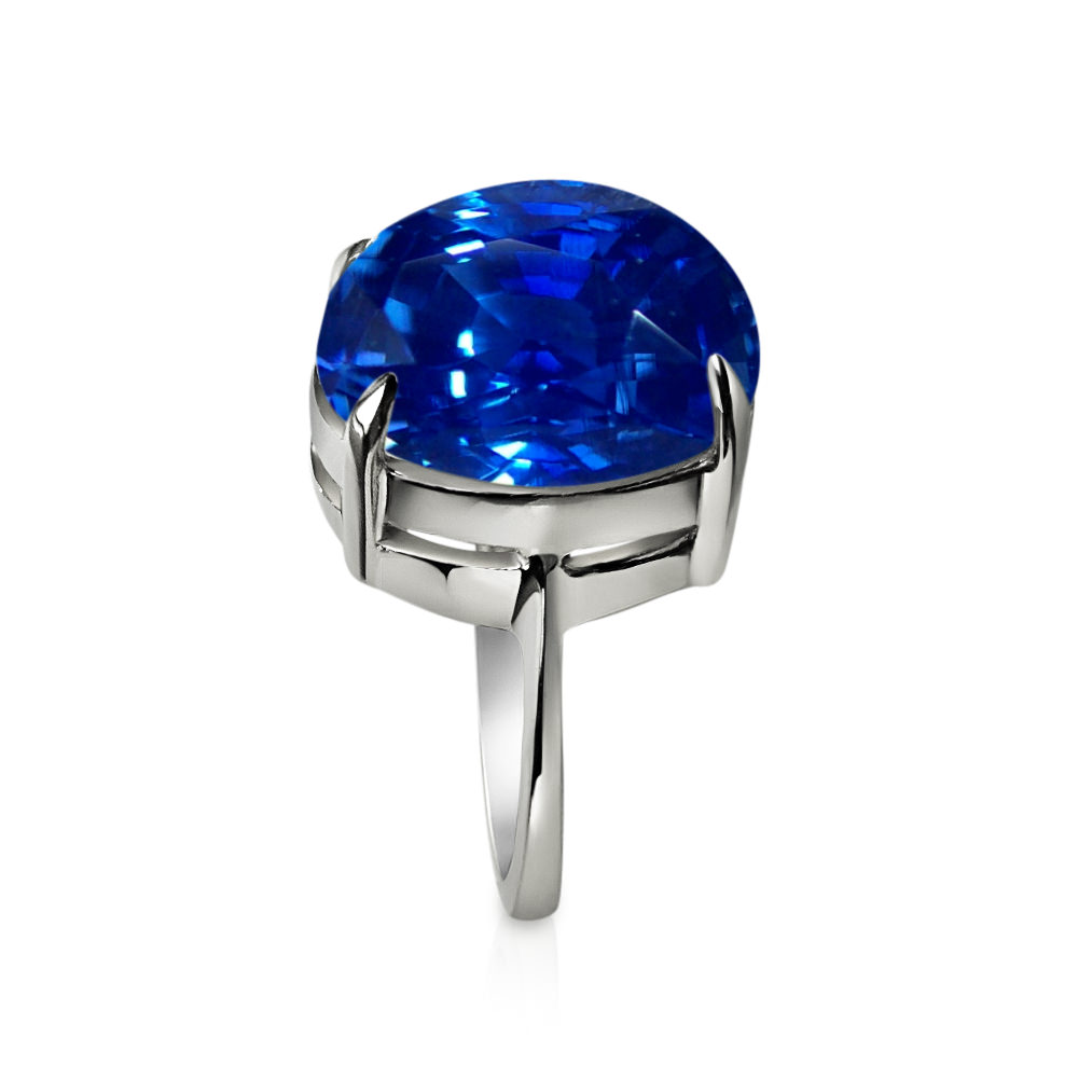 https://www.goldiam.easystockhosting.com/en/sites/default/files/6262_whitegold_sapphire.jpg