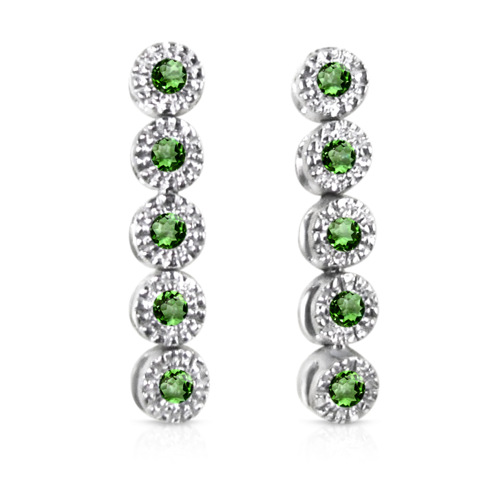 https://www.goldiam.easystockhosting.com/en/sites/default/files/9454e_whitegold_emerald_1.jpg