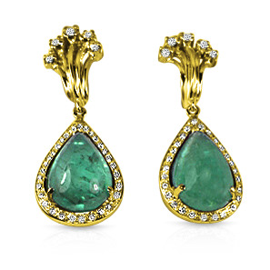 https://www.goldiam.easystockhosting.com/sites/default/files/9768A_yellowgold_emerald.jpg