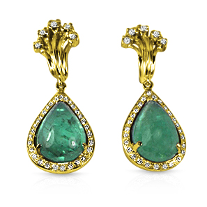 https://www.goldiam.easystockhosting.com/sites/default/files/9768A_yellowgold_emerald_0.jpg