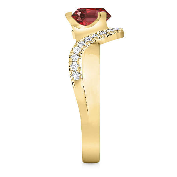 https://www.goldiam.easystockhosting.com/sites/default/files/D50725-1-S_yellowgold_ruby.jpg