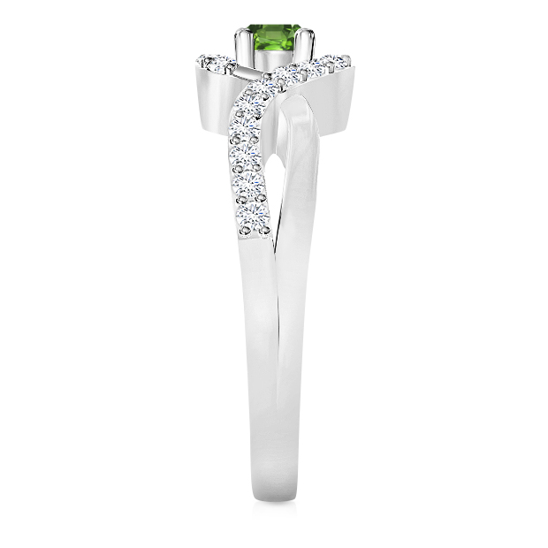 https://www.goldiam.easystockhosting.com/sites/default/files/D50802-1-R_whitegold_emerald.jpg