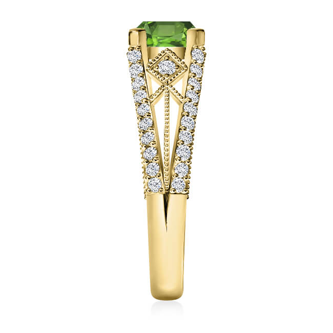 https://www.goldiam.easystockhosting.com/sites/default/files/D51917-1-R_yellowgold_emerald.jpg