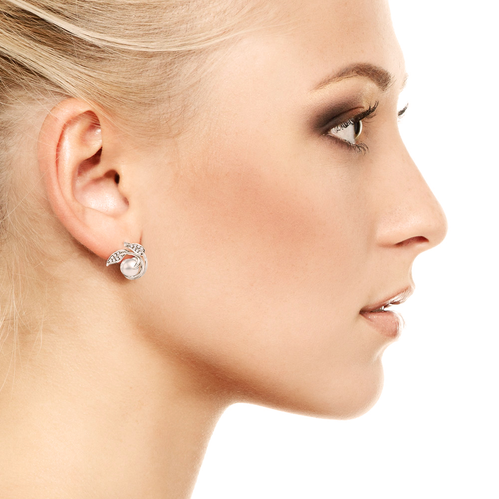 https://www.goldiam.easystockhosting.com/en/sites/default/files/E29601-3_ear2_whitegold.jpg