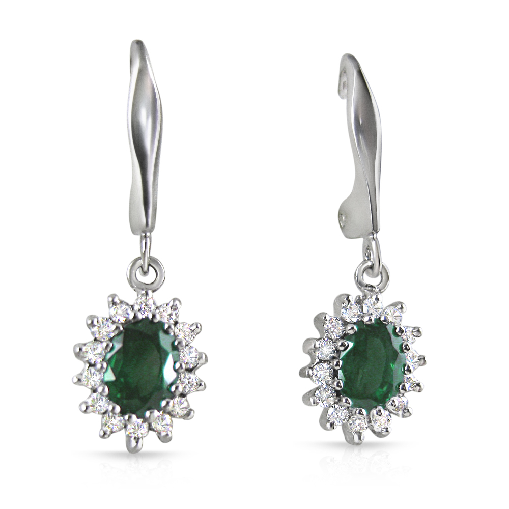 https://www.goldiam.easystockhosting.com/en/sites/default/files/E818b-1_whitegold_emerald_1.jpg