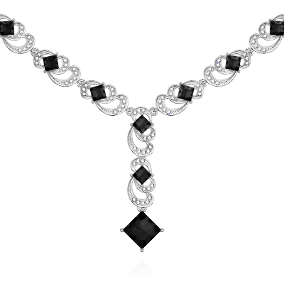 https://www.goldiam.easystockhosting.com/sites/default/files/N28732-2-1_whitegold_blackdiamond.jpg