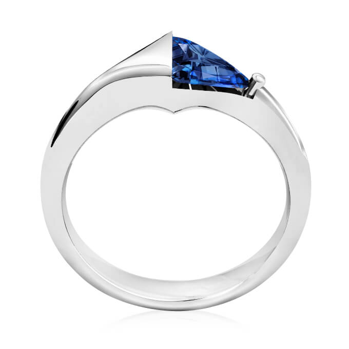 https://www.goldiam.easystockhosting.com/sites/default/files/R38895-2F_whitegold_sapphire.jpg