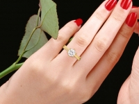 טבעת אירוסים קלסית