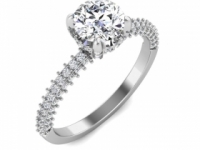 טבעת בעיצוב סוליטר ובשיבוץ יהלומים לאישה