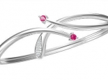 צמיד BANGLE משובץ יהלומים ואבני חן.