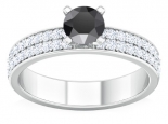 טבעת אירוסין משובצת- יהלום שחור