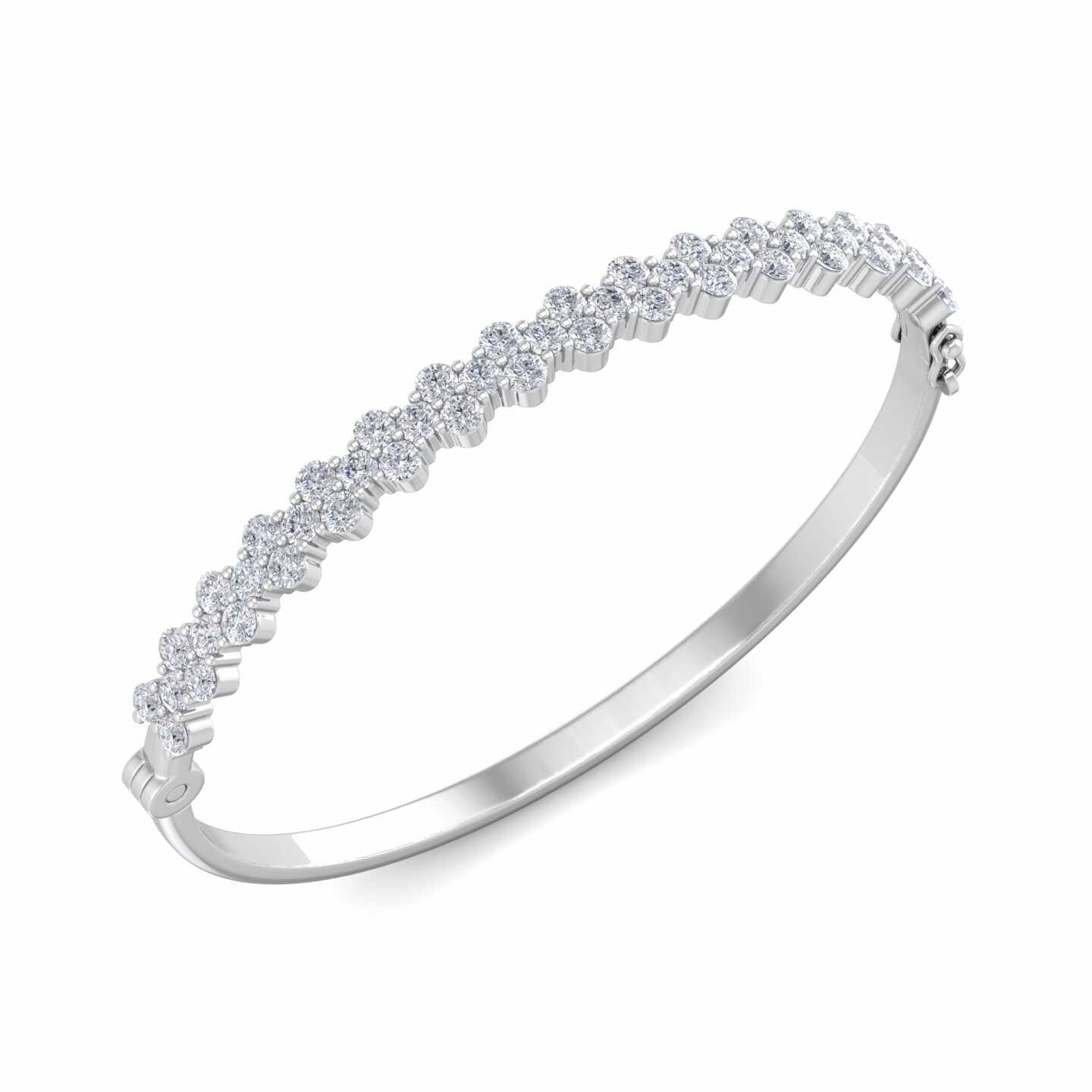 https://www.goldiam.easystockhosting.com/en/sites/default/files/t7091-bracelet-%284%29_optimized.jpg